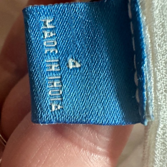 Farm Rio by Anthropologie White Embroidered Floral Maxi Dress. Size 4 - Picture 13 of 15